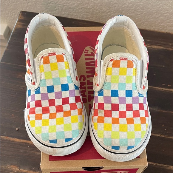 Vans Kids Multicolor Checkerboard Rainbow Slip-On Sneakers - Picture 1 of 8